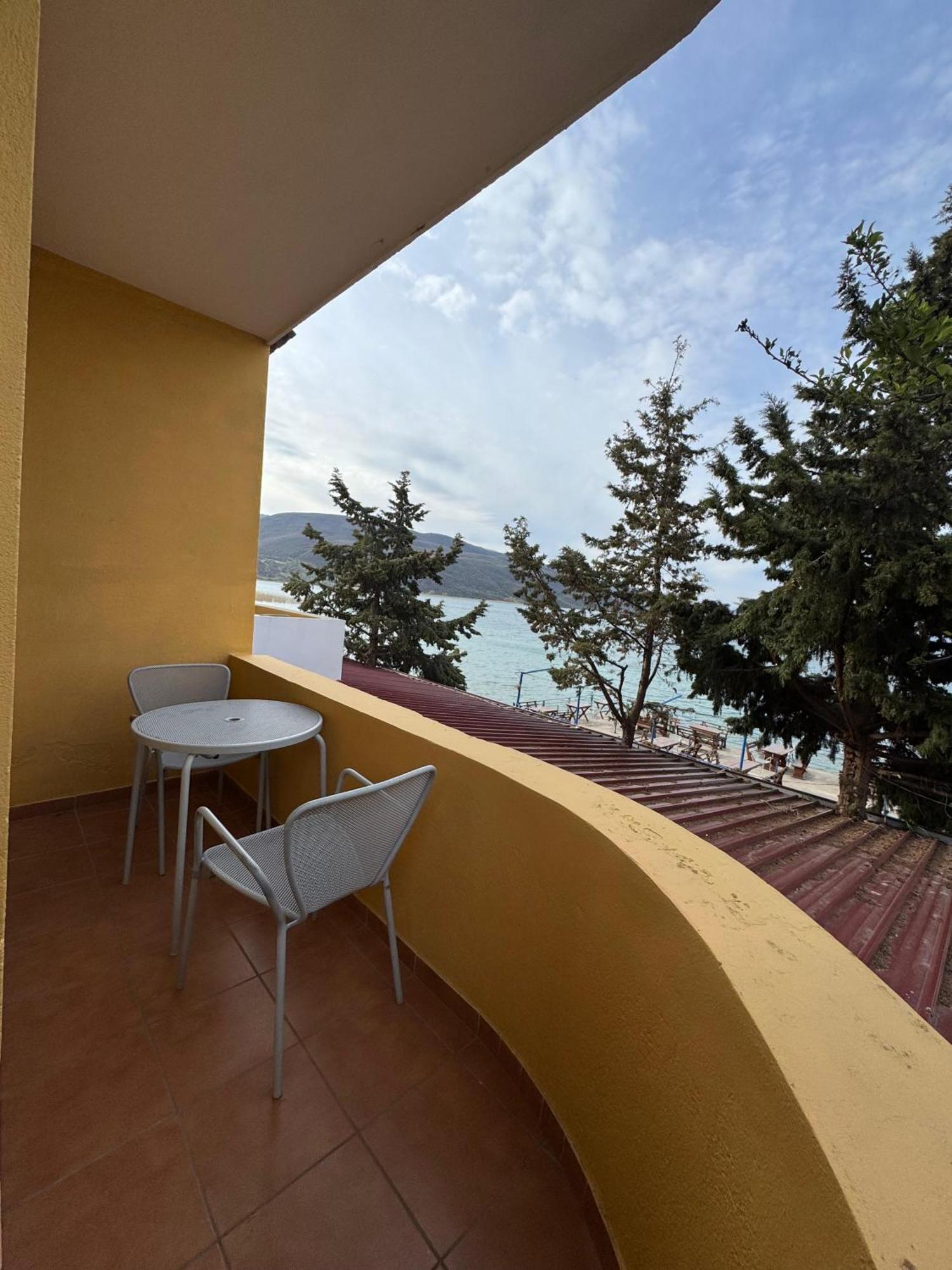Hotel Restorant Leza Lini 외부 사진